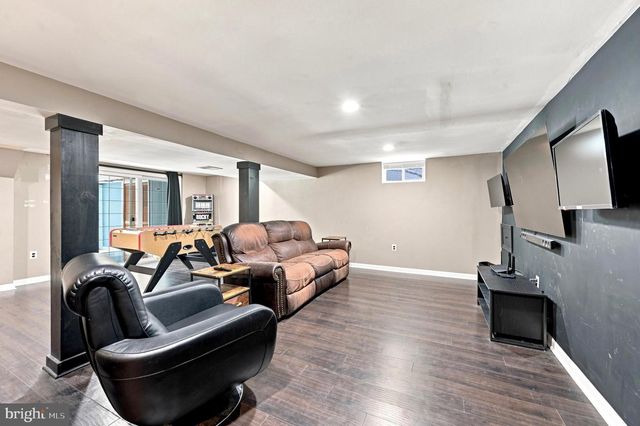 7 CAULINE CT, Newark, DE 19711