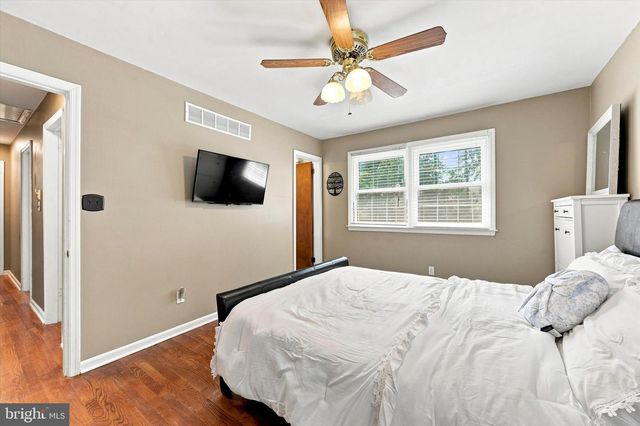 7 CAULINE CT, Newark, DE 19711