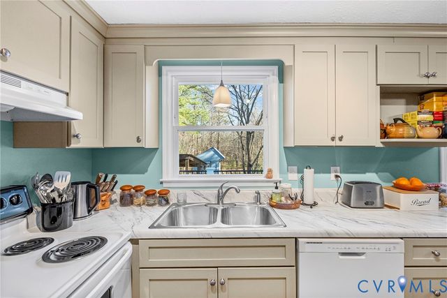 400 Germantown Rd, Farmville, VA 23901