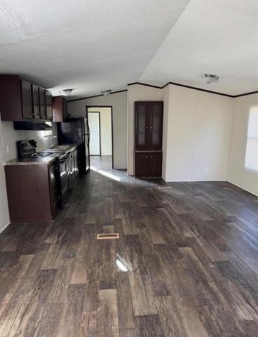 511 County Road 2218, Cleveland, TX 77327