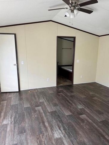 511 County Road 2218, Cleveland, TX 77327