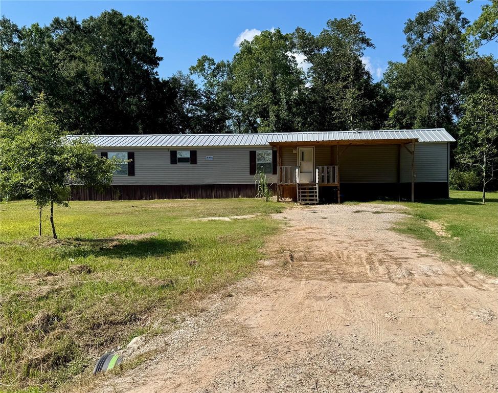 511 County Road 2218, Cleveland, TX 77327