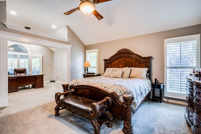 2868 N Wild Rose Ct, Wichita, KS 67205