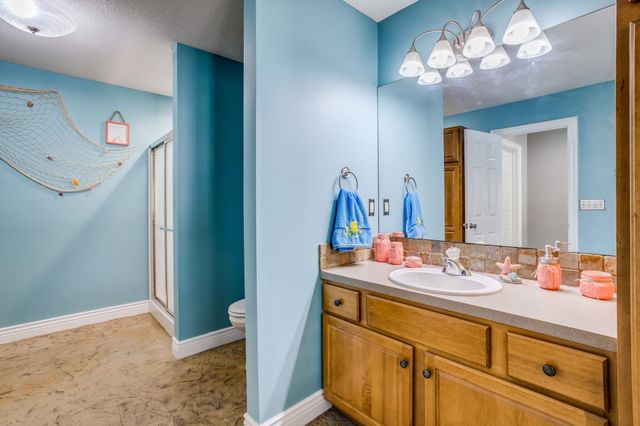 2868 N Wild Rose Ct, Wichita, KS 67205