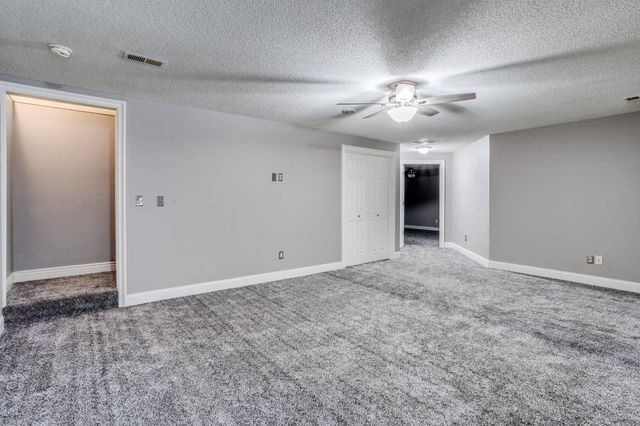 2868 N Wild Rose Ct, Wichita, KS 67205