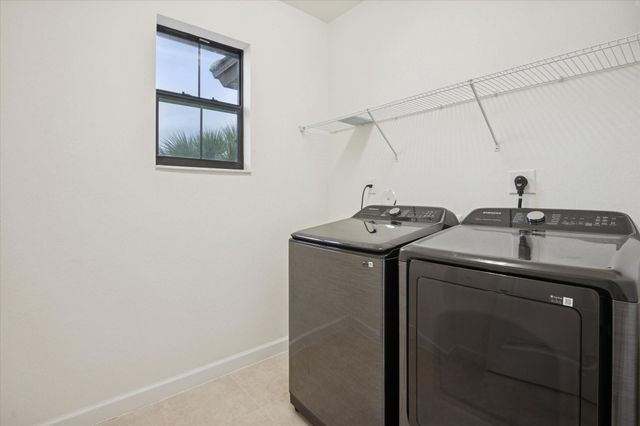 7164 Sandgrace Ln, Lake Worth, FL 33463