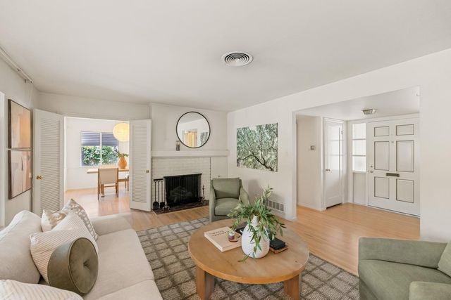 5148 Teichert Ave, Sacramento, CA 95819