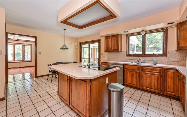2528 Riva Ridge, Franklin Park, PA 15090