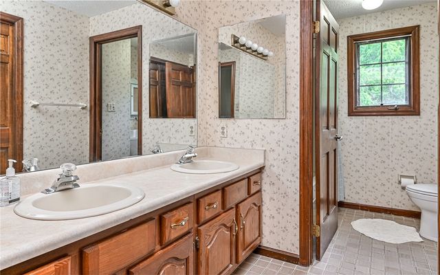 2528 Riva Ridge, Franklin Park, PA 15090