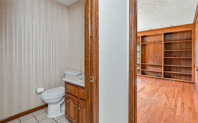 2528 Riva Ridge, Franklin Park, PA 15090