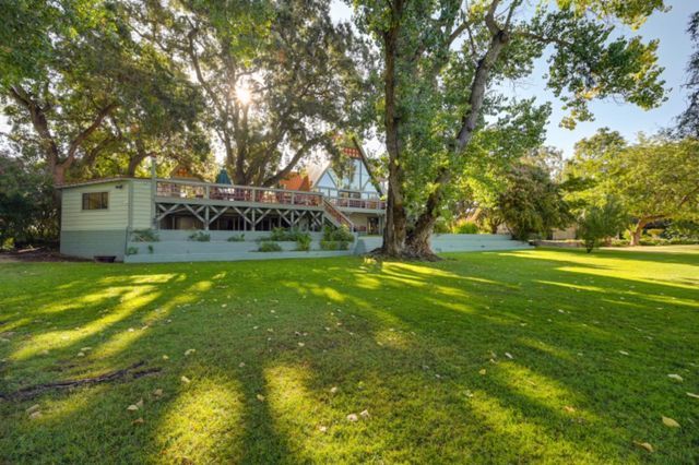 2851 Garden Hwy, Sacramento, CA 95833