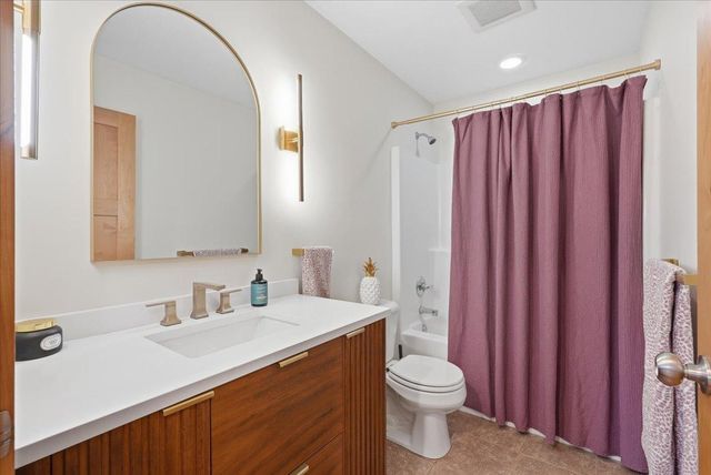 1647 Valley Quail Drive, River Falls, WI 54022
