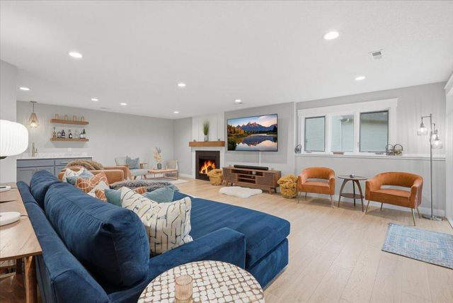 1647 Valley Quail Drive, River Falls, WI 54022