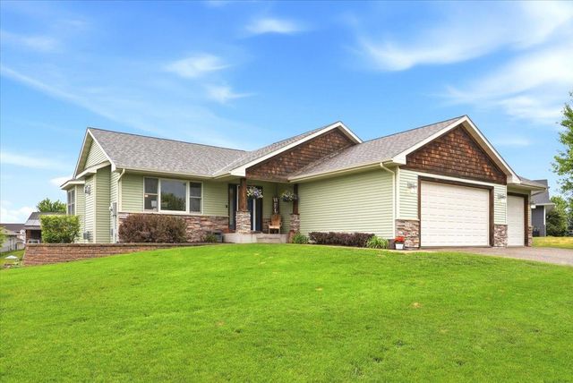 1647 Valley Quail Drive, River Falls, WI 54022