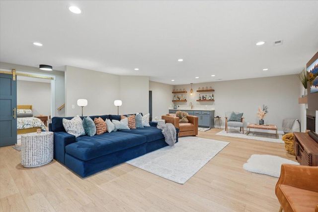 1647 Valley Quail Drive, River Falls, WI 54022