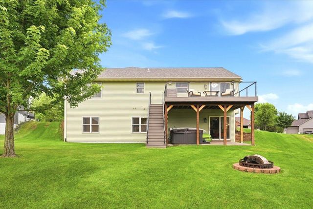 1647 Valley Quail Drive, River Falls, WI 54022