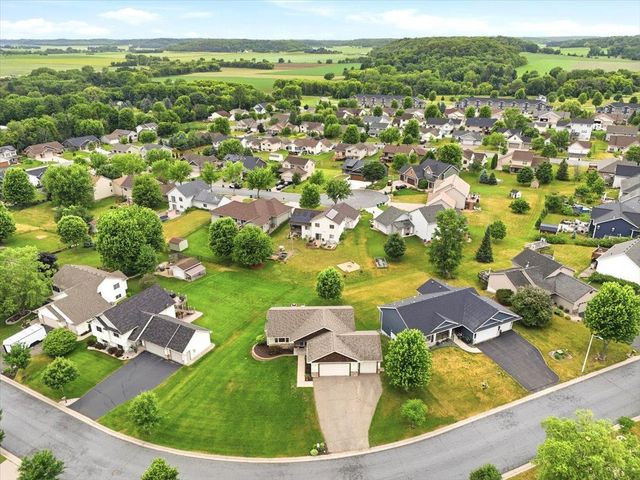 1647 Valley Quail Drive, River Falls, WI 54022