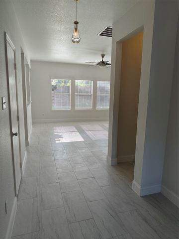 406 Stanley Falls Drive, Anna, TX 75409