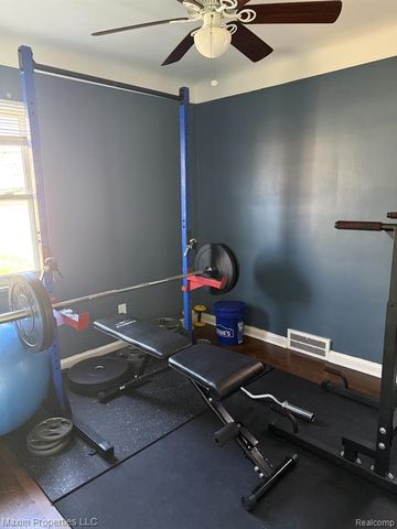 18485 Monte Vista Street, Detroit, MI 48221