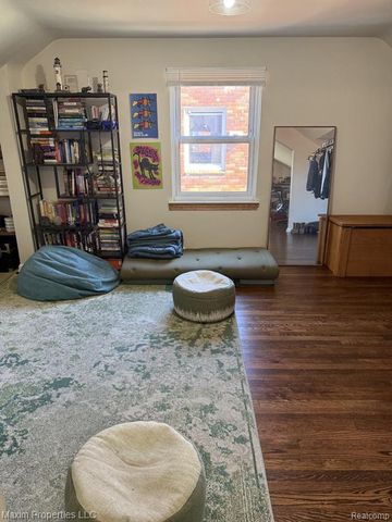 18485 Monte Vista Street, Detroit, MI 48221