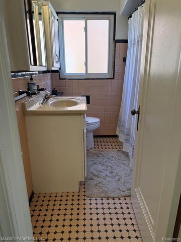 18485 Monte Vista Street, Detroit, MI 48221