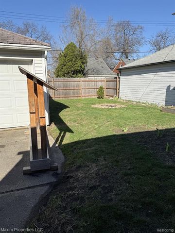 18485 Monte Vista Street, Detroit, MI 48221