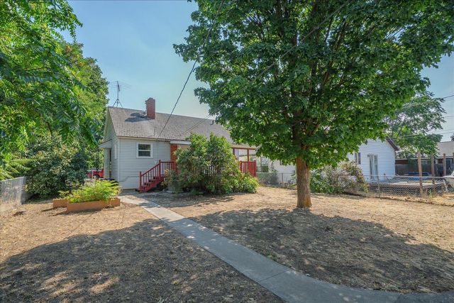 1911 E Sharp Ave, Spokane, WA 99202