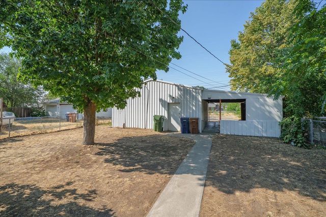 1911 E Sharp Ave, Spokane, WA 99202