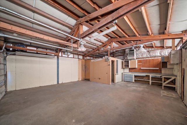 1911 E Sharp Ave, Spokane, WA 99202