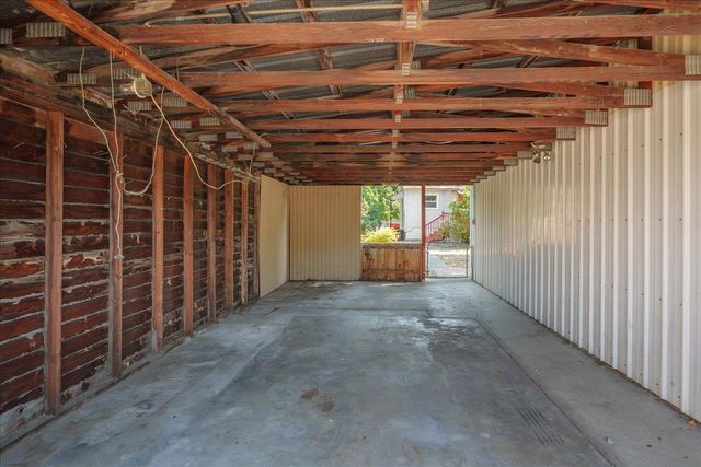 1911 E Sharp Ave, Spokane, WA 99202