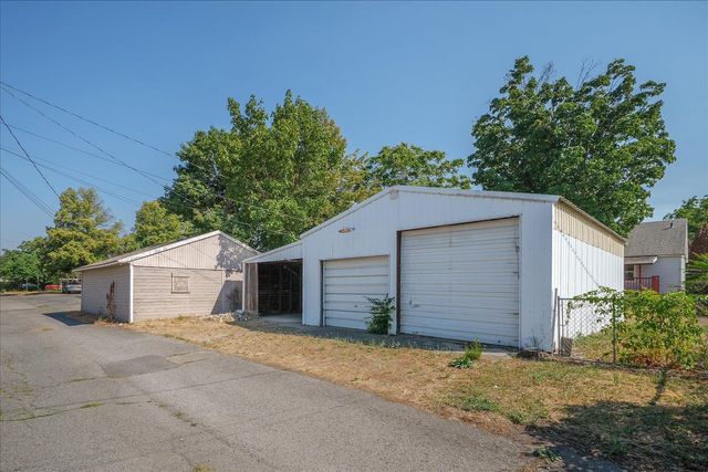 1911 E Sharp Ave, Spokane, WA 99202