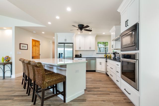 30501 S 562 Road 29, Monkey Island, OK 74331