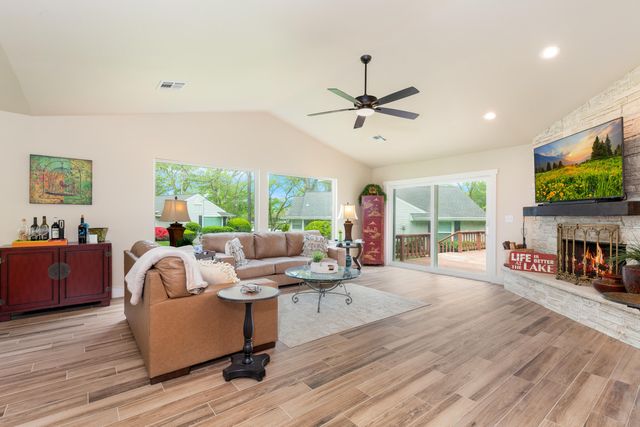 30501 S 562 Road 29, Monkey Island, OK 74331