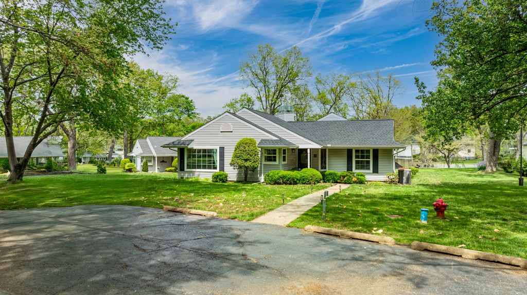 30501 S 562 Road 29, Monkey Island, OK 74331