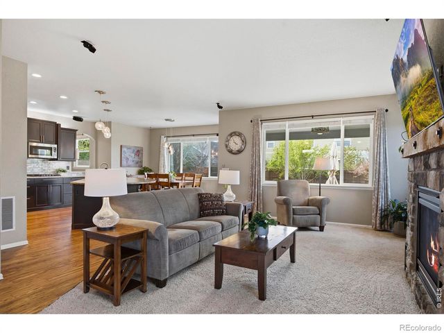 6528 Richland Avenue, Timnath, CO 80547