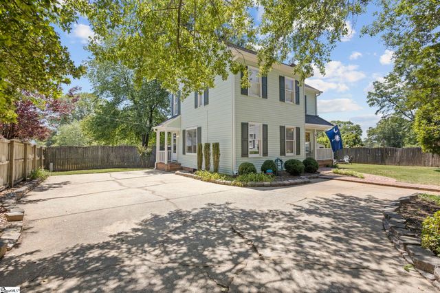 410 Parkins Mill Road, Greenville, SC 29607