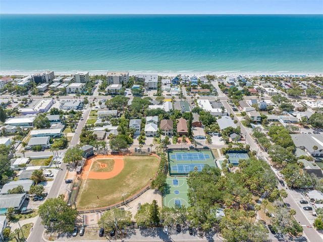 121 14TH AVENUE, Indian Rocks Beach, FL 33785