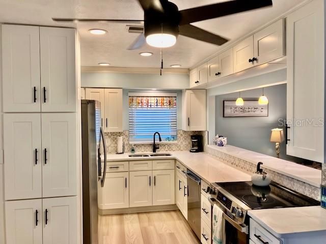 121 14TH AVENUE, Indian Rocks Beach, FL 33785