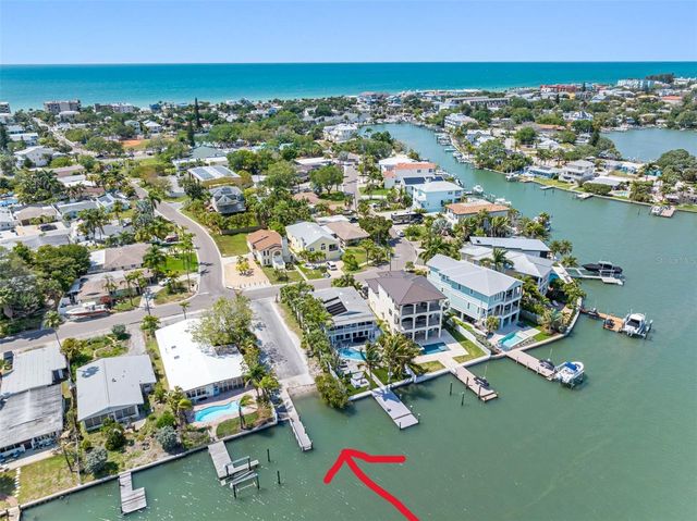 121 14TH AVENUE, Indian Rocks Beach, FL 33785