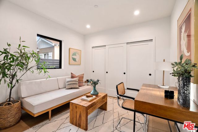 2565 Veteran Avenue, Los Angeles, CA 90064