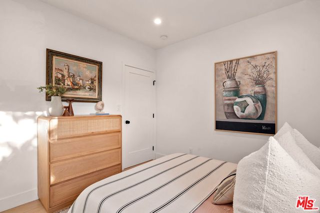 2565 Veteran Avenue, Los Angeles, CA 90064