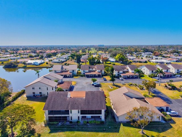 1770 LAKE PLACE 1770C, Venice, FL 34293