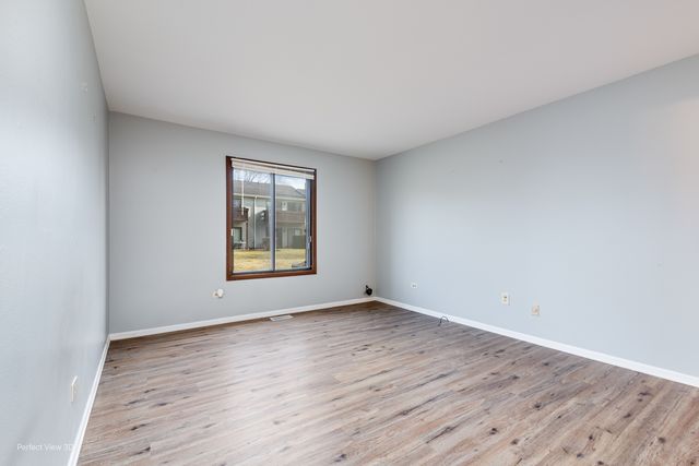 966 CUMBERLAND Court A1, Roselle, IL 60172