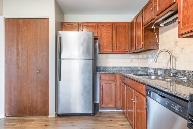 966 CUMBERLAND Court A1, Roselle, IL 60172