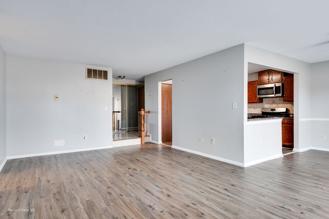 966 CUMBERLAND Court A1, Roselle, IL 60172