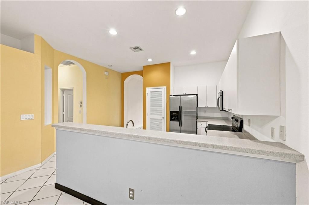 Image 12 of property listing at 2469 Keystone Lake DR, Cape Coral, FL 33909
