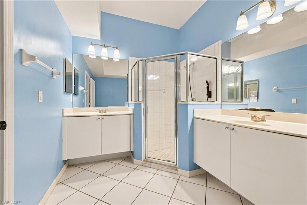 Image 18 of property listing at 2469 Keystone Lake DR, Cape Coral, FL 33909