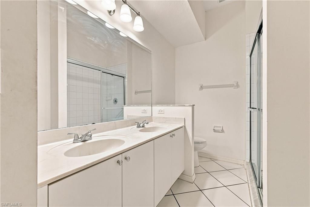 Image 22 of property listing at 2469 Keystone Lake DR, Cape Coral, FL 33909