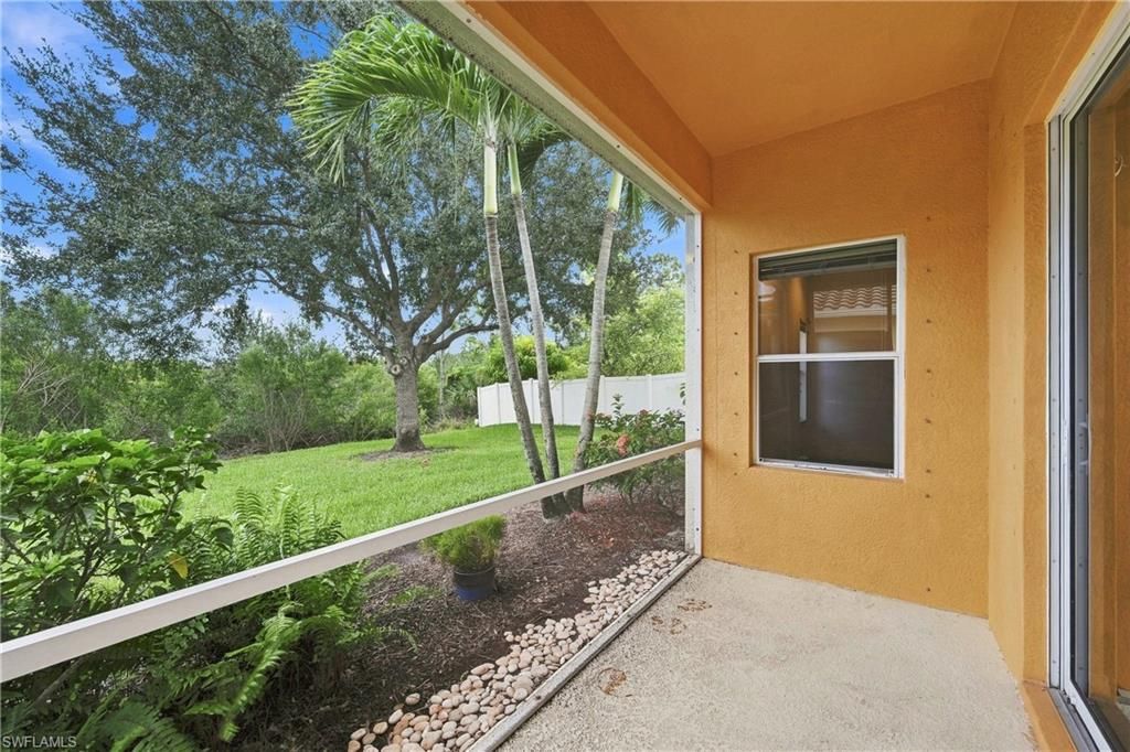 Image 6 of property listing at 2469 Keystone Lake DR, Cape Coral, FL 33909