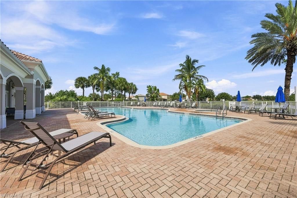 Image 8 of property listing at 2469 Keystone Lake DR, Cape Coral, FL 33909